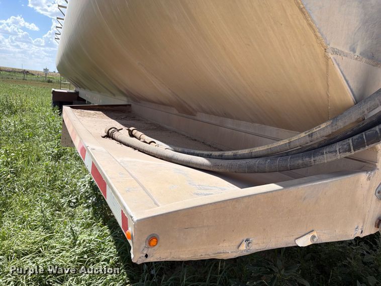 image for item EW8650 CEI AT35L feed delivery trailer