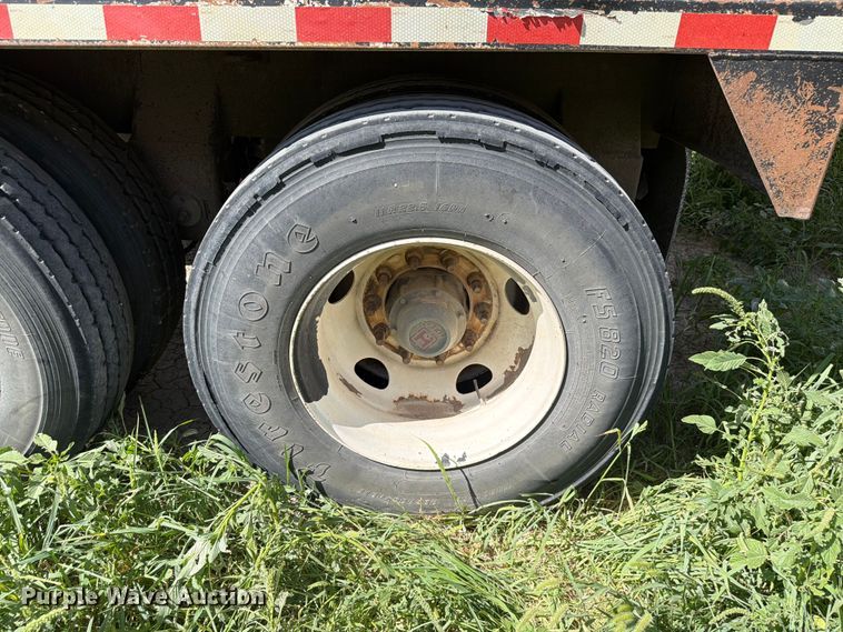 image for item EW8650 CEI AT35L feed delivery trailer