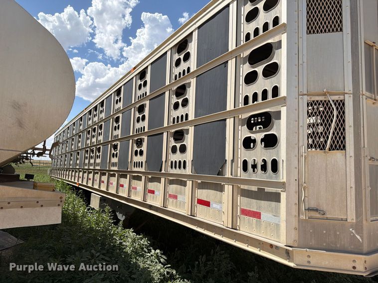 image for item EW8653 Barret livestock trailer