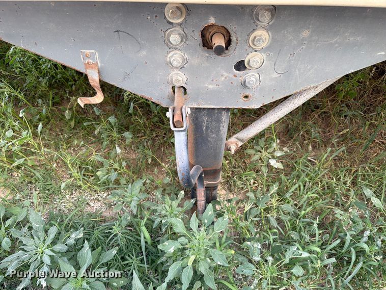 image for item EW8653 Barret livestock trailer