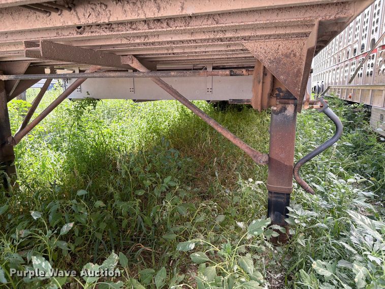 image for item EW8653 Barret livestock trailer