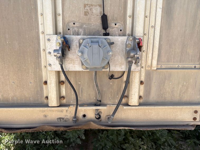 image for item EW8653 Barret livestock trailer