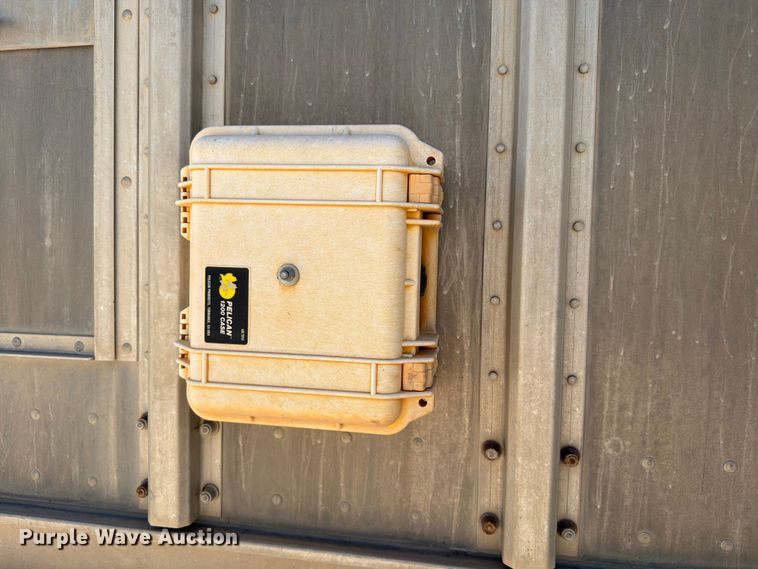 image for item EW8653 Barret livestock trailer