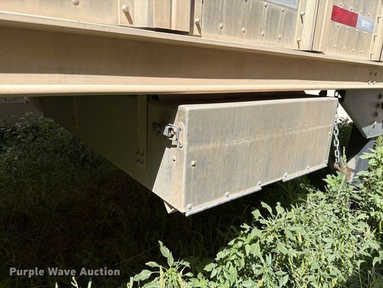 image for item EW8653 Barret livestock trailer