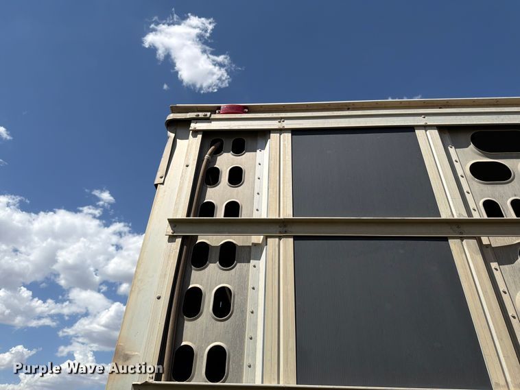 image for item EW8653 Barret livestock trailer