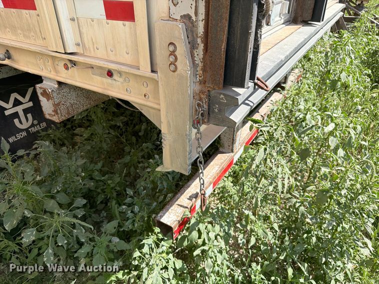 image for item EW8653 Barret livestock trailer