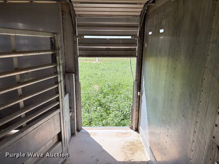 image for item EW8653 Barret livestock trailer