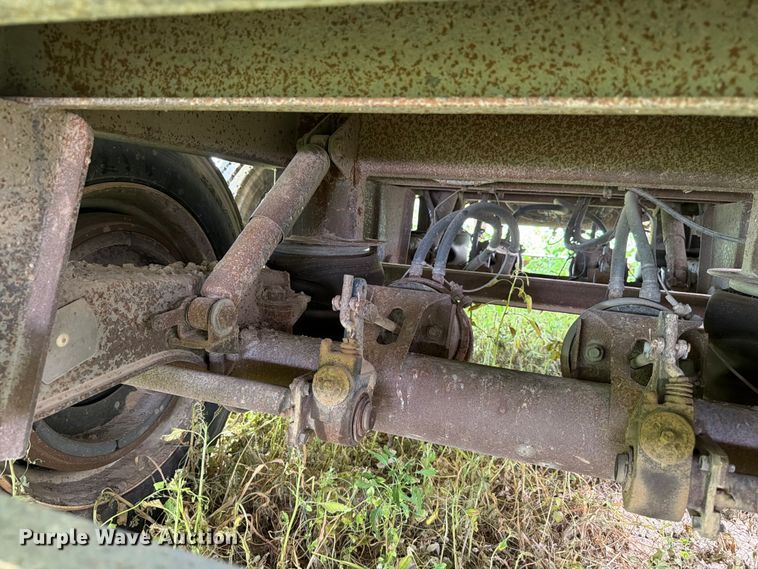 image for item EW8653 Barret livestock trailer
