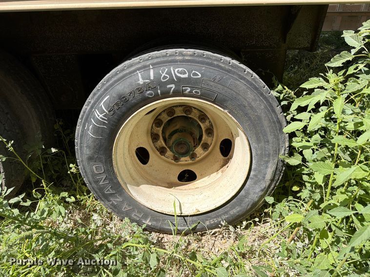 image for item EW8653 Barret livestock trailer