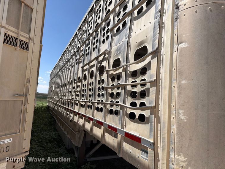 image for item EW8654 2017 Wilson PSDCL-402P livestock trailer