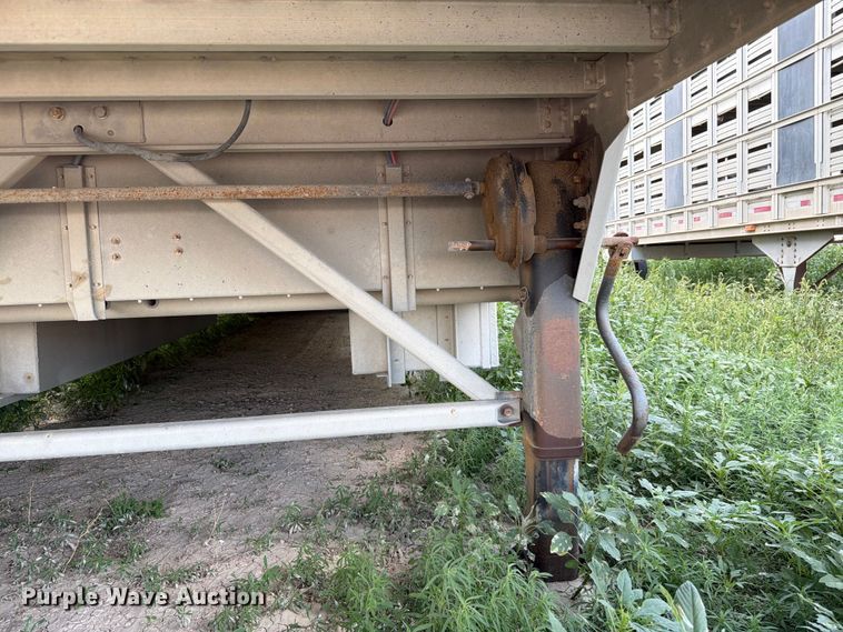 image for item EW8654 2017 Wilson PSDCL-402P livestock trailer