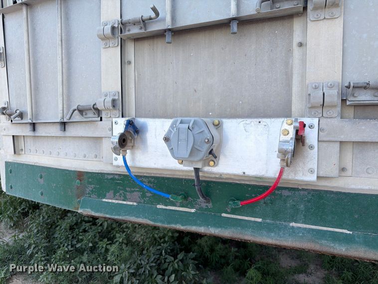 image for item EW8654 2017 Wilson PSDCL-402P livestock trailer