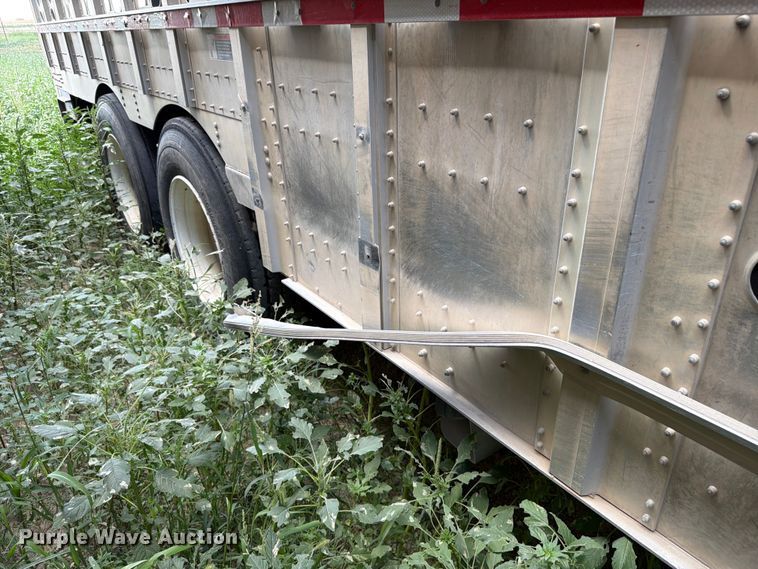 image for item EW8654 2017 Wilson PSDCL-402P livestock trailer