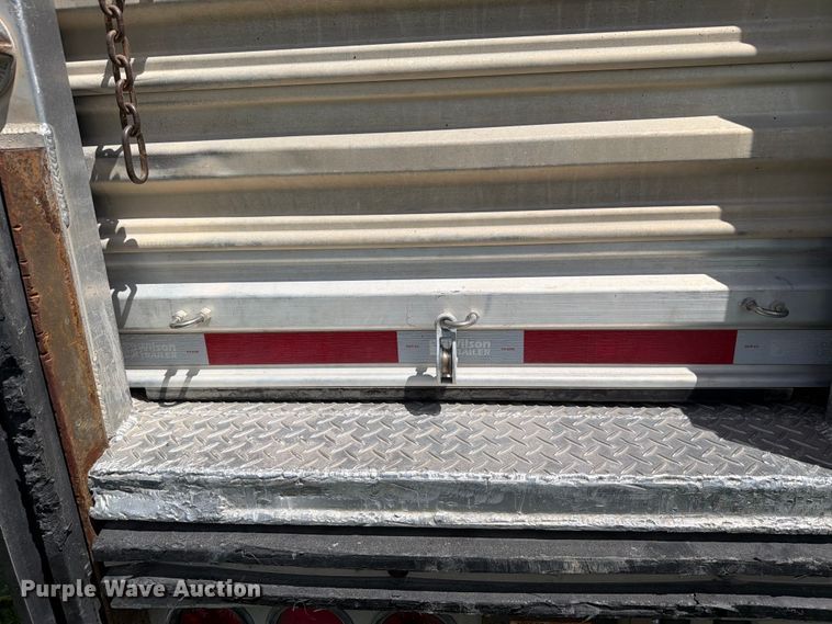 image for item EW8654 2017 Wilson PSDCL-402P livestock trailer