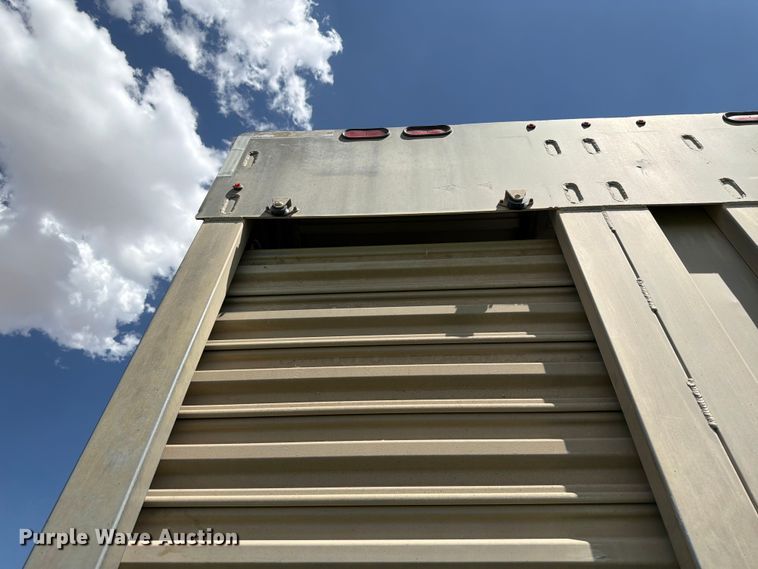 image for item EW8654 2017 Wilson PSDCL-402P livestock trailer