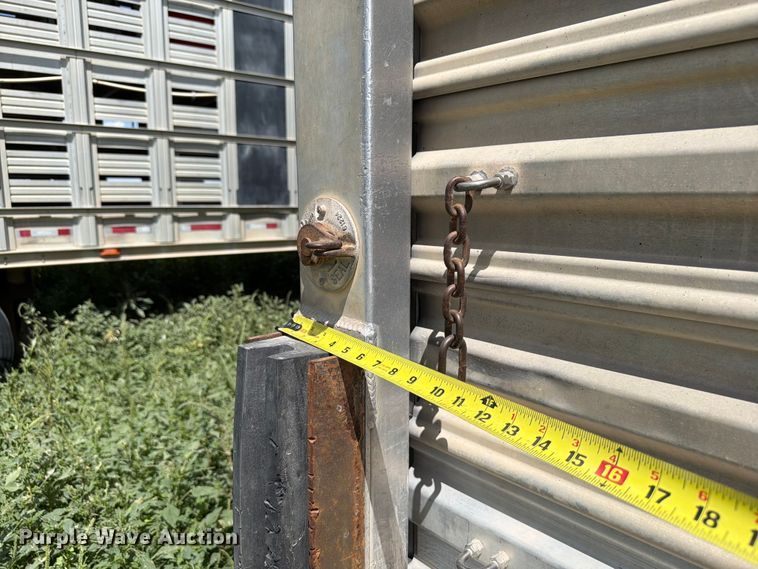 image for item EW8654 2017 Wilson PSDCL-402P livestock trailer