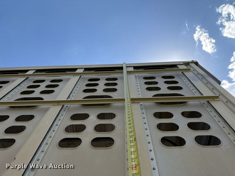image for item EW8654 2017 Wilson PSDCL-402P livestock trailer
