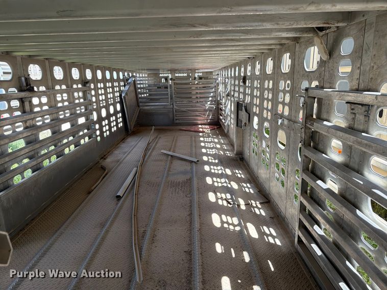 image for item EW8654 2017 Wilson PSDCL-402P livestock trailer