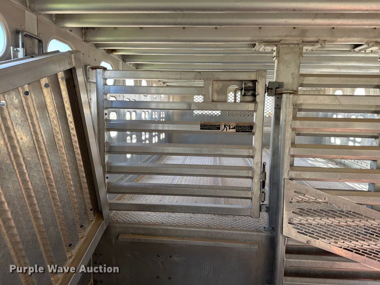 image for item EW8654 2017 Wilson PSDCL-402P livestock trailer