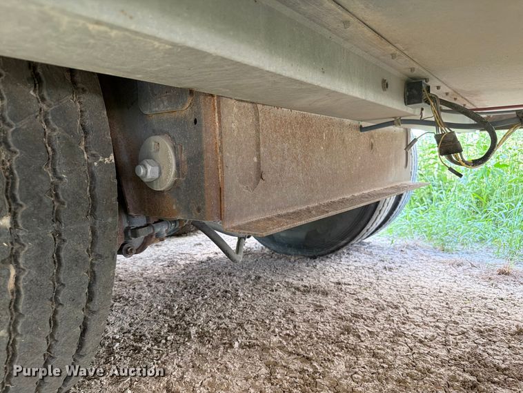 image for item EW8654 2017 Wilson PSDCL-402P livestock trailer
