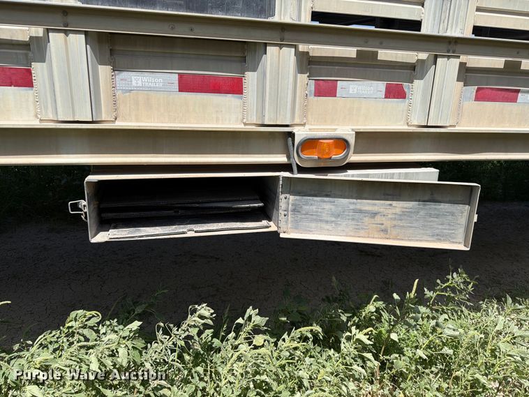 image for item EW8655 Barret livestock trailer