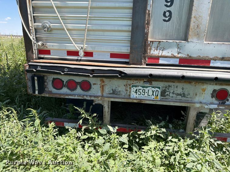 image for item EW8655 Barret livestock trailer