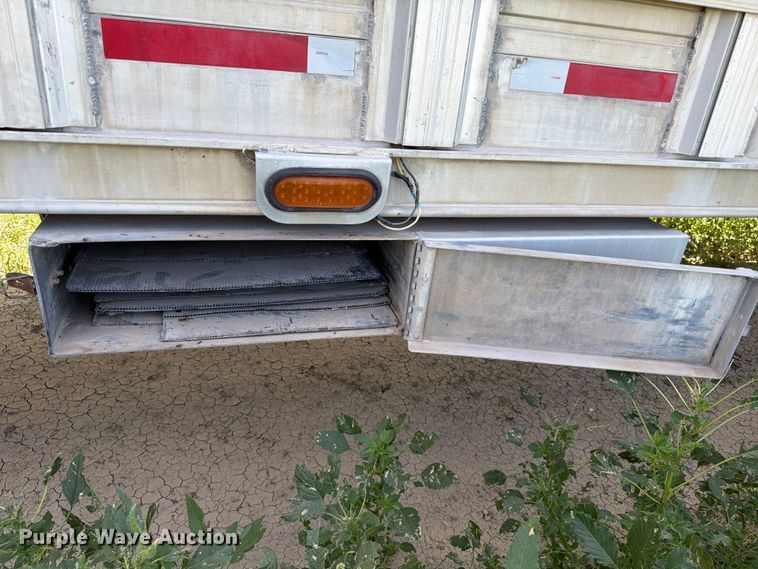 image for item EW8655 Barret livestock trailer