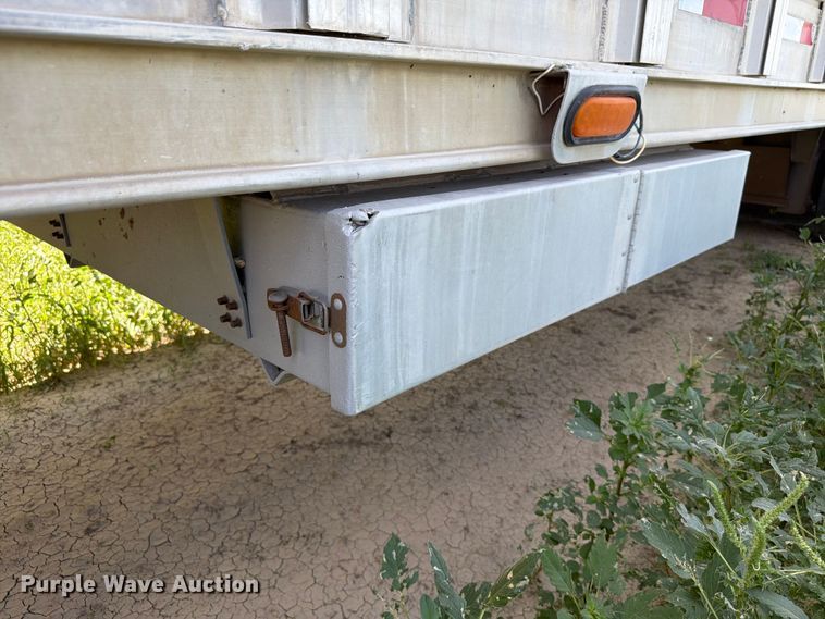 image for item EW8655 Barret livestock trailer