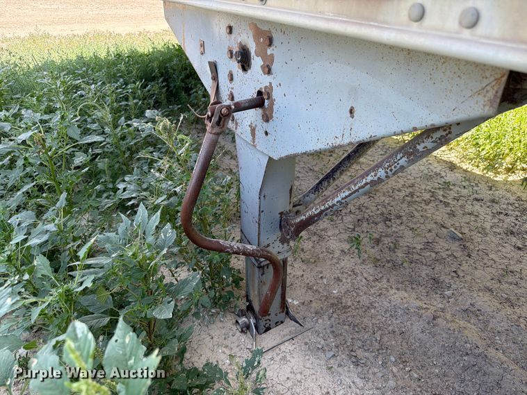 image for item EW8655 Barret livestock trailer