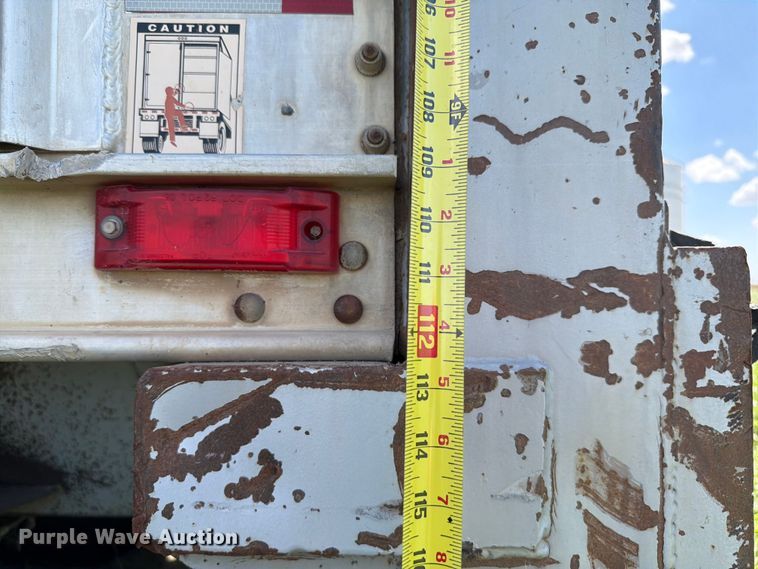 image for item EW8655 Barret livestock trailer