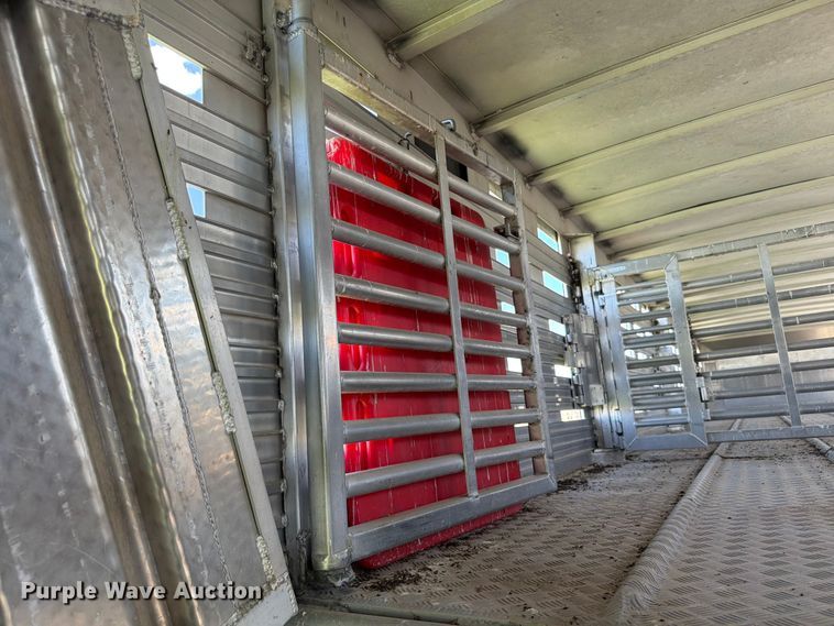 image for item EW8655 Barret livestock trailer