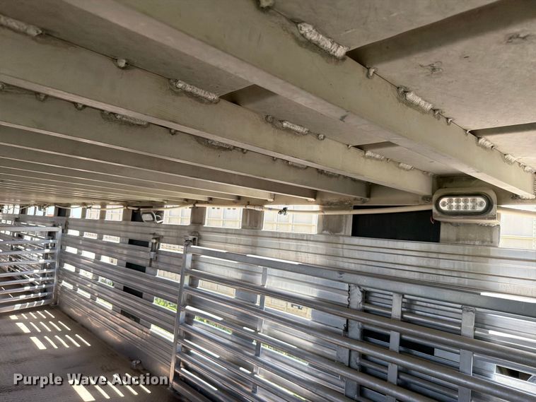 image for item EW8655 Barret livestock trailer