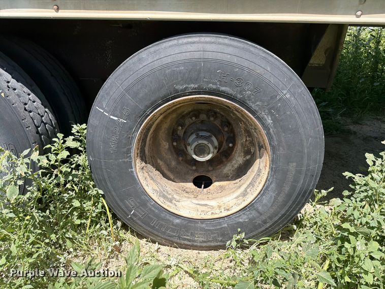 image for item EW8655 Barret livestock trailer