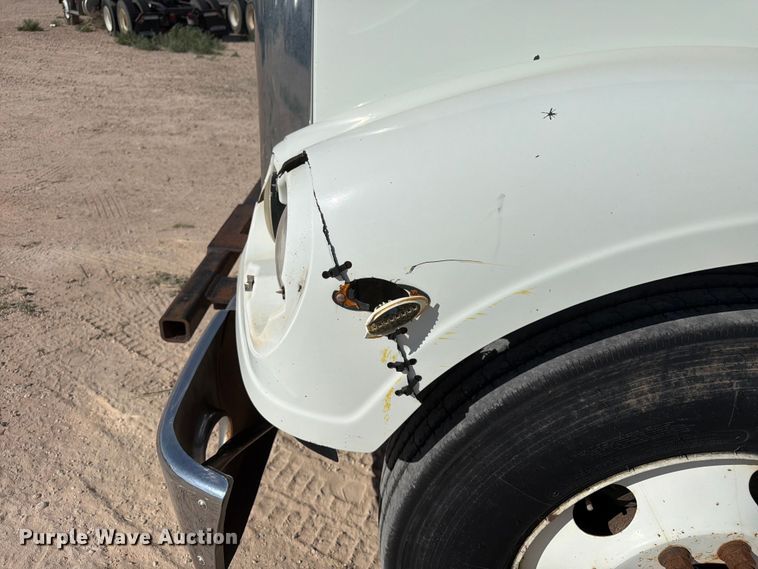 image for item EW8669 2017 Freightliner Coronado semi truck