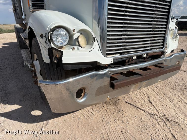 image for item EW8669 2017 Freightliner Coronado semi truck