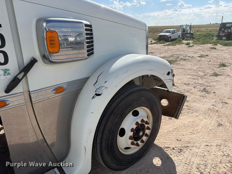 image for item EW8669 2017 Freightliner Coronado semi truck
