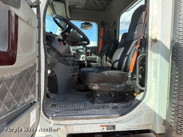 image for item EW8669 2017 Freightliner Coronado semi truck