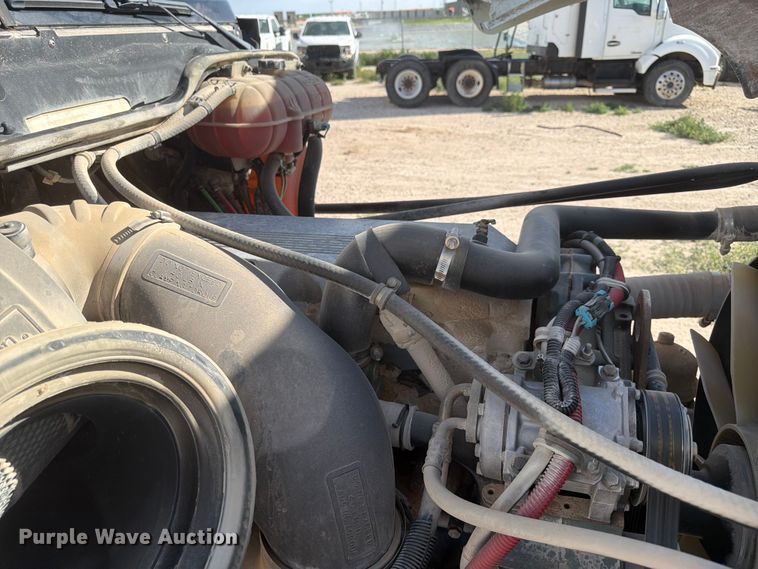 image for item EW8669 2017 Freightliner Coronado semi truck