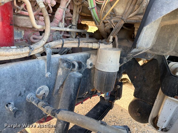 image for item EW8679 2017 Kenworth T880 feed delivery truck