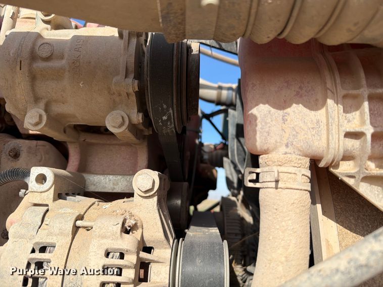 image for item EW8679 2017 Kenworth T880 feed delivery truck