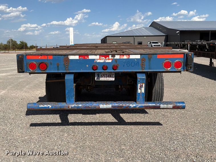 image for item EW8697 2005 Great Dane GPS-248102 flatbed trailer