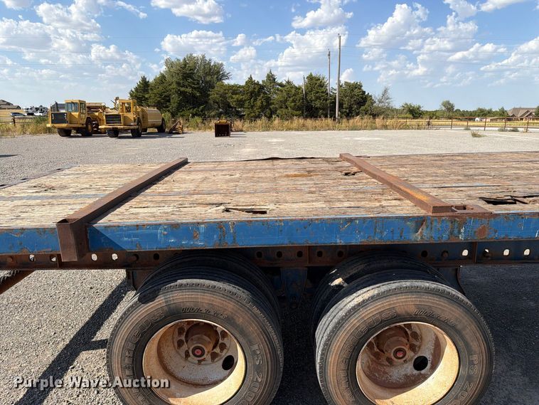 image for item EW8697 2005 Great Dane GPS-248102 flatbed trailer