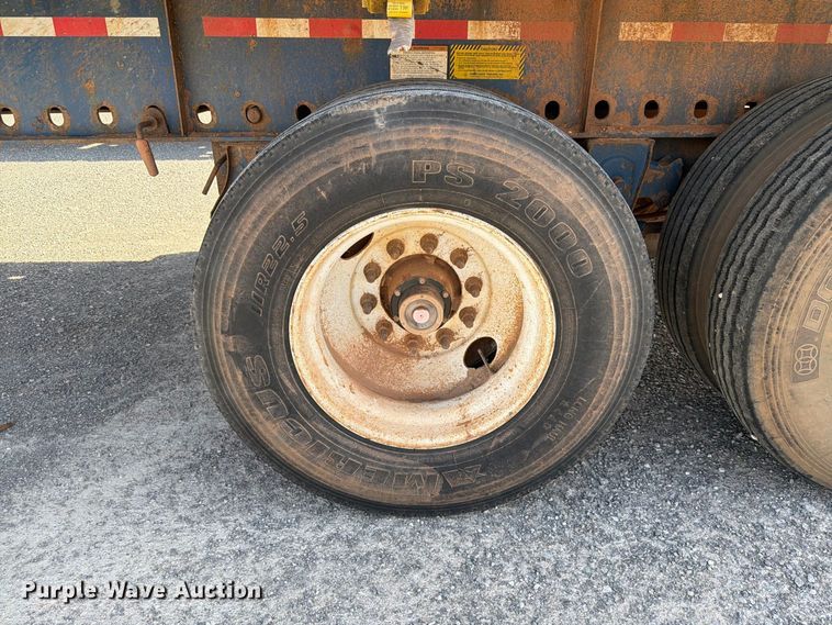 image for item EW8697 2005 Great Dane GPS-248102 flatbed trailer