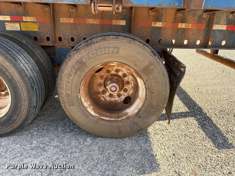 image for item EW8697 2005 Great Dane GPS-248102 flatbed trailer