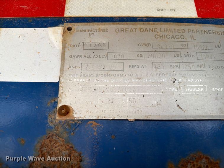 image for item EW8697 2005 Great Dane GPS-248102 flatbed trailer