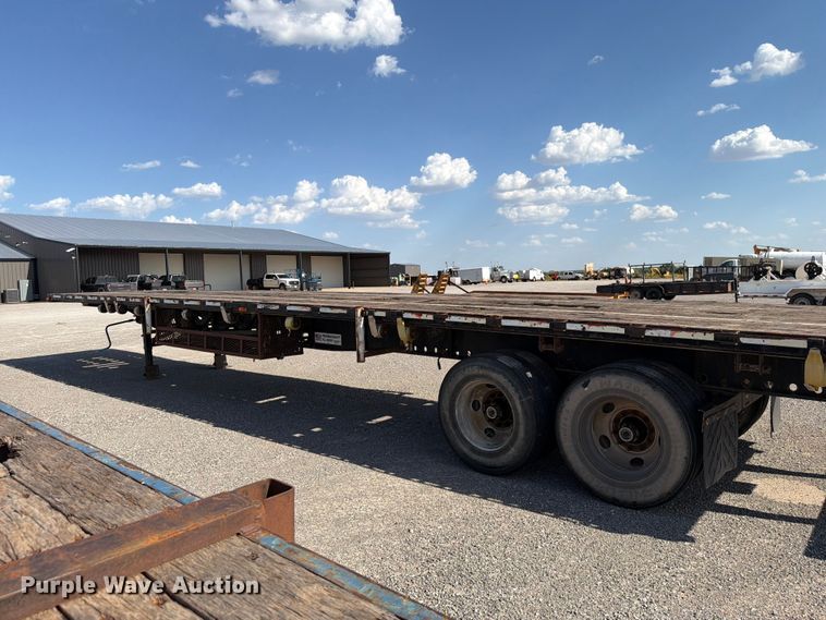 image for item EW8698 2006 Transcraft TL-2000N S2 flatbed trailer