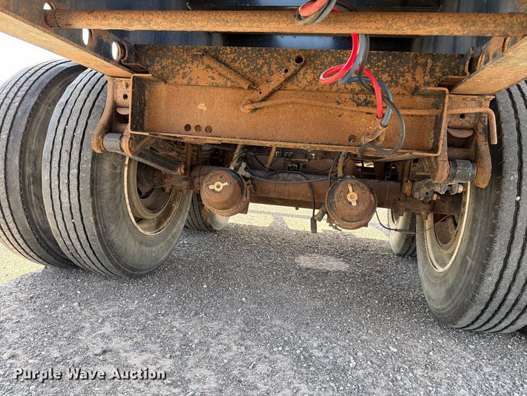 image for item EW8698 2006 Transcraft TL-2000N S2 flatbed trailer