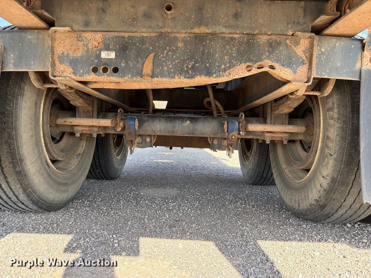 image for item EW8698 2006 Transcraft TL-2000N S2 flatbed trailer