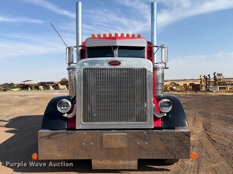 image for item EW8748 1994 Peterbilt 379 semi truck
