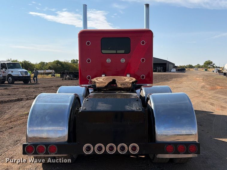 image for item EW8748 1994 Peterbilt 379 semi truck